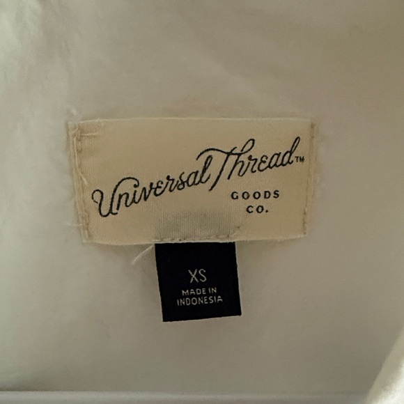 Universal Thread Cream Button-Up Shirt - Picture 2 of 4
